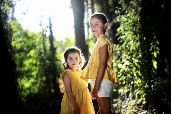 Vestido Alerce Mostaza Flores - Imagen 17