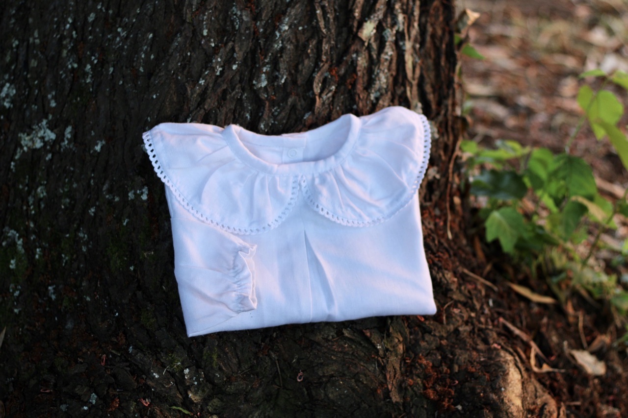 Blusa Arrayán blanca y macramé