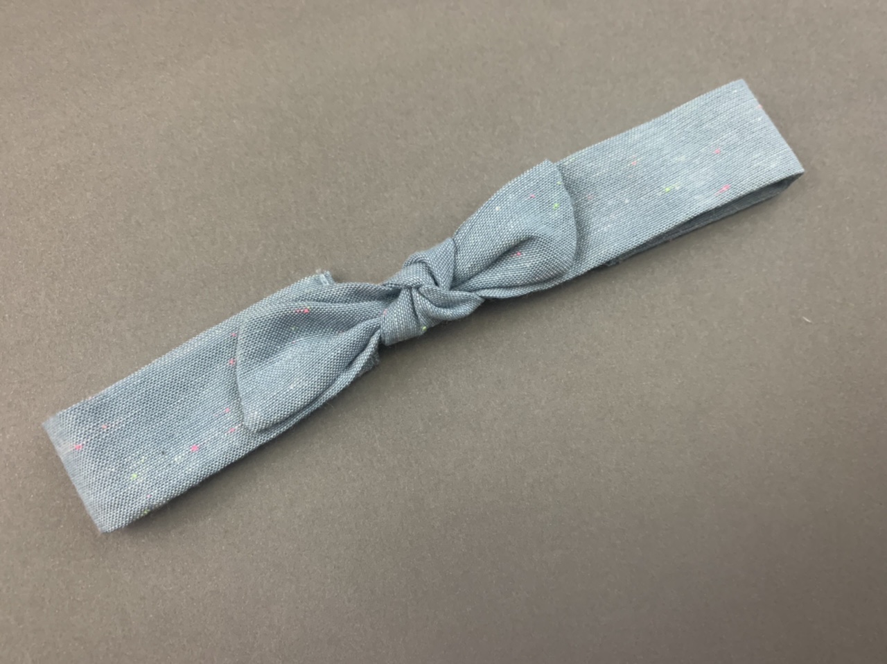 Cintillo nudo Mezclilla neón