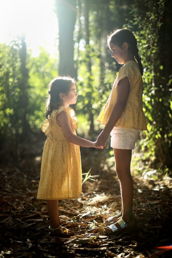 Vestido Alerce Mostaza Flores - Imagen 19