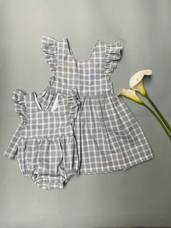 Enterito Lirio, cuadrillé celeste - Imagen 3